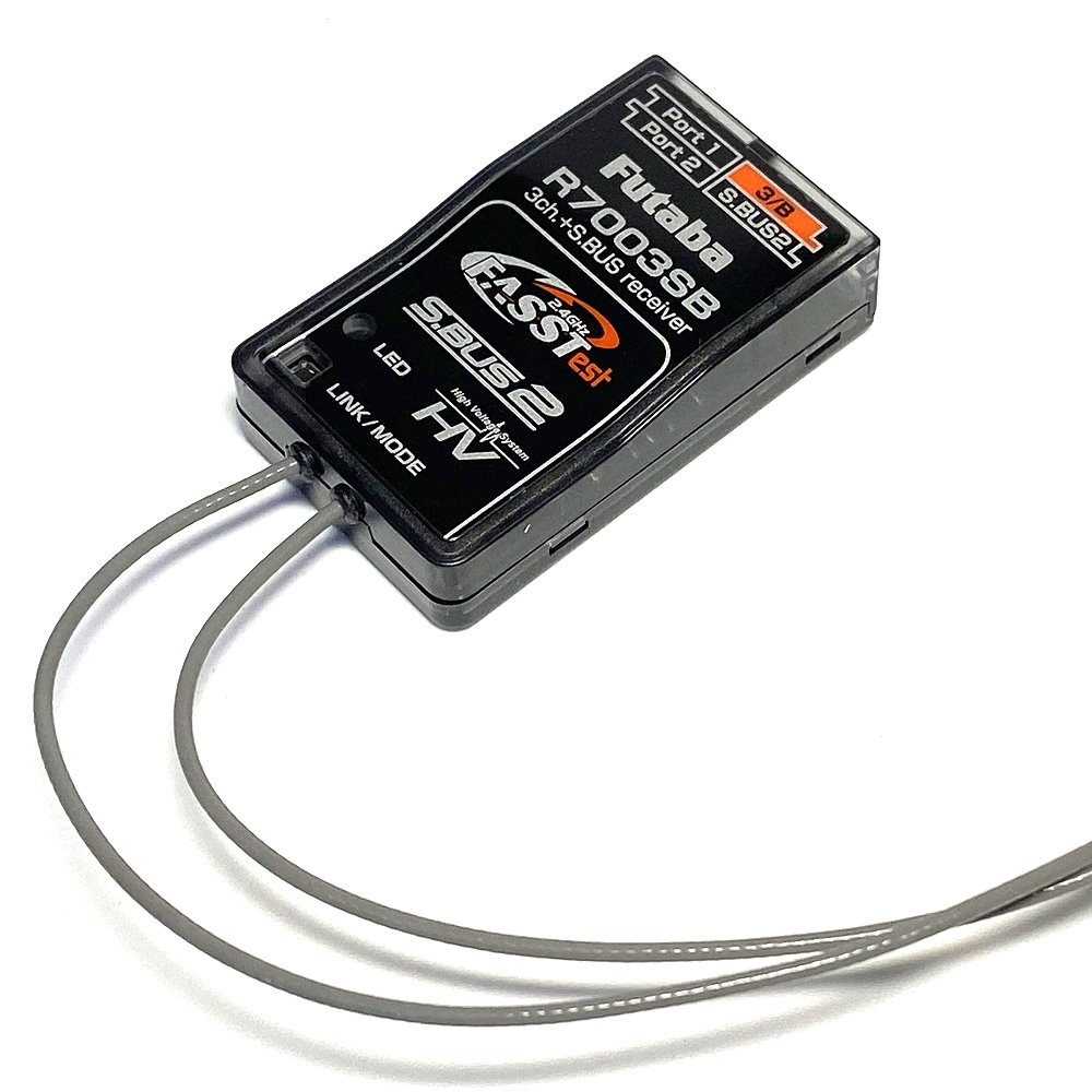 双葉　R7003SB　FASSTest方式　S-BUS　中古受信機です。 Futaba R7003SB FASSTest 2.4 2レシーバー|