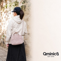Qminica女用設計感單肩斜背包｜大容量手提相機包 輕便通勤包 NO.QM068